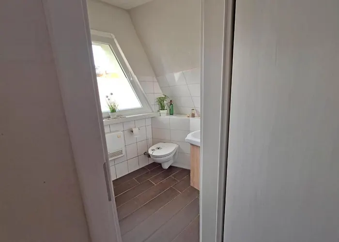 Semesterbostad Moni *